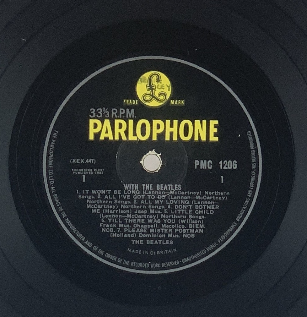 Beatles,The – With The Beatles [1ª edição UK] (LP usado)